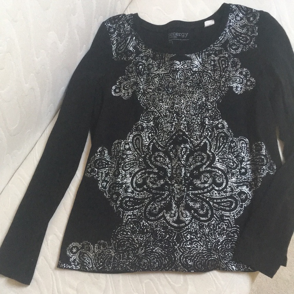 Chico’s Zenergy Black Long Sleeve T Size 1 - Picture 6 of 6